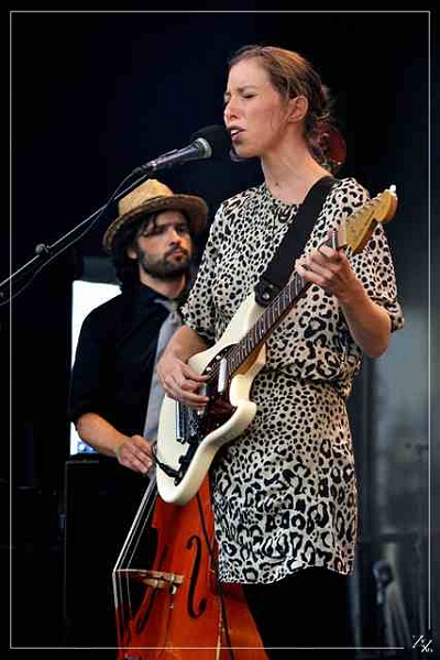 42027 Liz Cherhal 15-09-2013 (Zz) (p).jpg